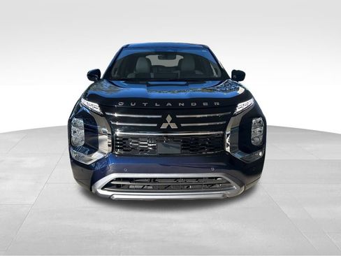 New 2026 Mitsubishi Outlander SE image 12