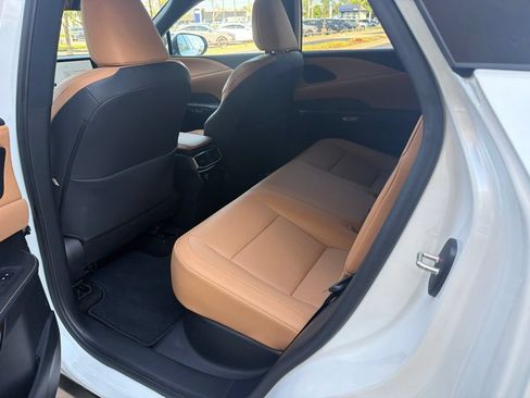 Used 2025 Lexus RX 350 Premium w/ Accessory Package (Z1) FWD image 6