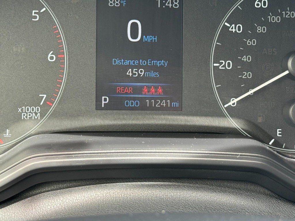 Used 2025 Toyota Corolla LE FWD image 29