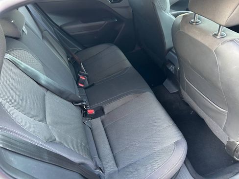 Used 2024 Subaru Crosstrek 2.0i Premium AWD/4WD image 10