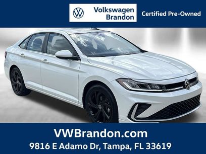 Used 2026 Volkswagen Jetta SE w/ Black Wheel Package
