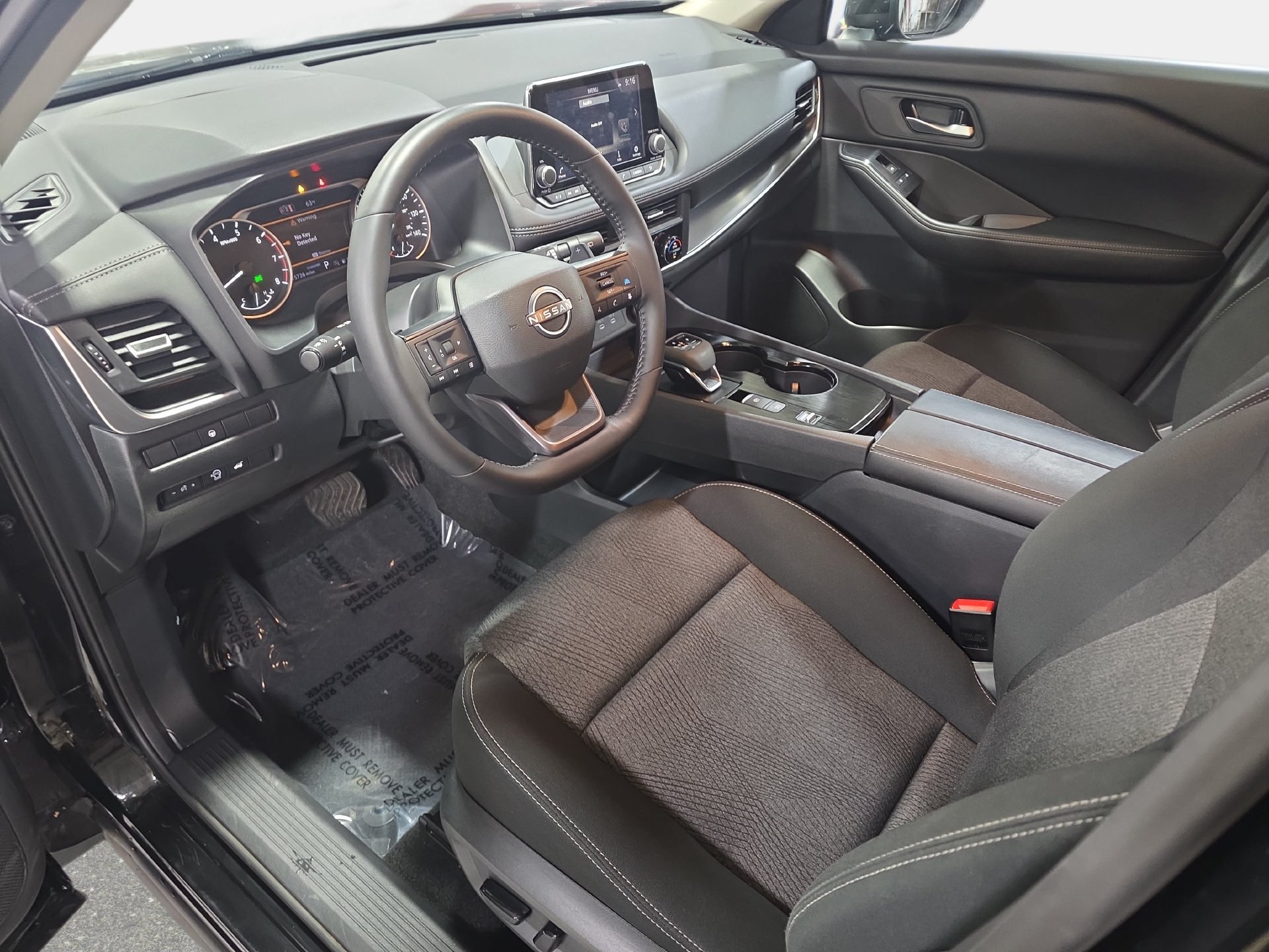 Certified 2026 Nissan Rogue SV FWD image 16