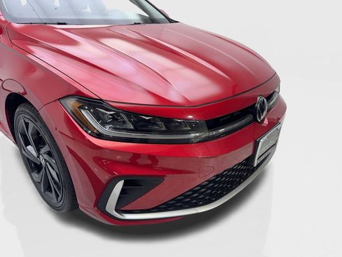 Used 2025 Volkswagen Jetta SE image 17