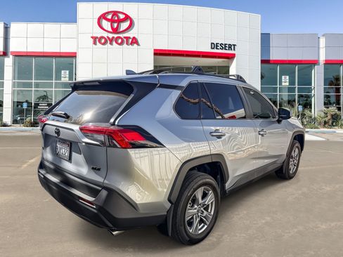 Used 2024 Toyota RAV4 XLE FWD image 6