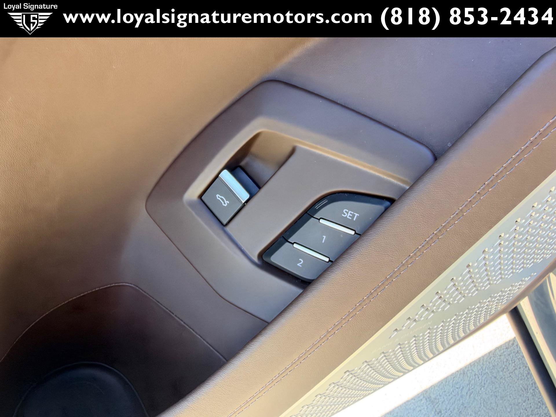 Used 2023 Lamborghini Urus S AWD/4WD image 24