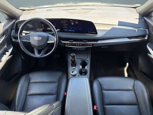 Certified 2025 Cadillac XT4 Premium Luxury FWD image 15