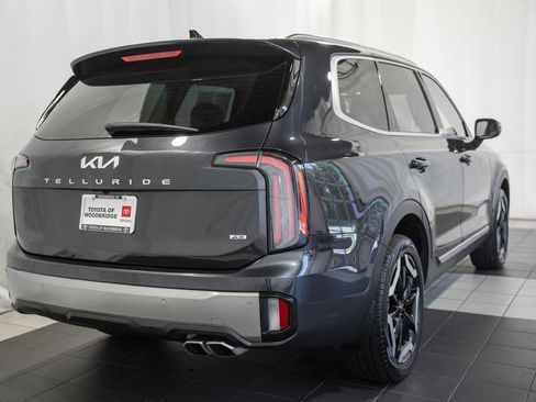 Used 2025 Kia Telluride EX w/ EX Captain's Chair Package AWD/4WD image 4