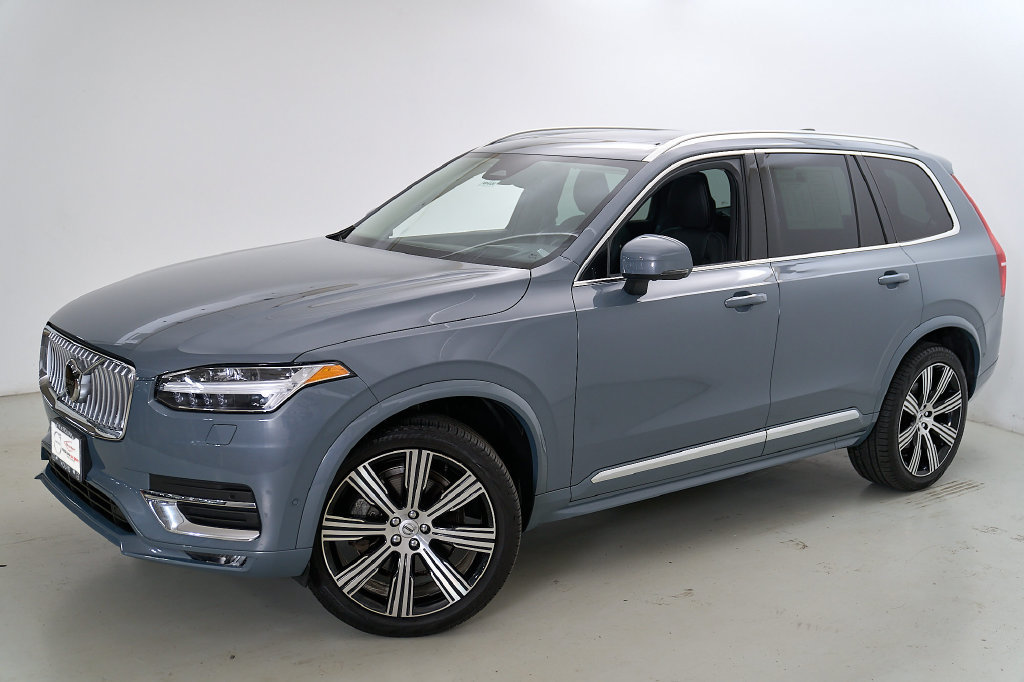 Certified 2023 Volvo XC90 B6 Ultimate w/ Protection Package AWD/4WD image 3