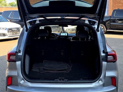 Used 2023 Ford Escape ST-Line Select AWD/4WD image 7