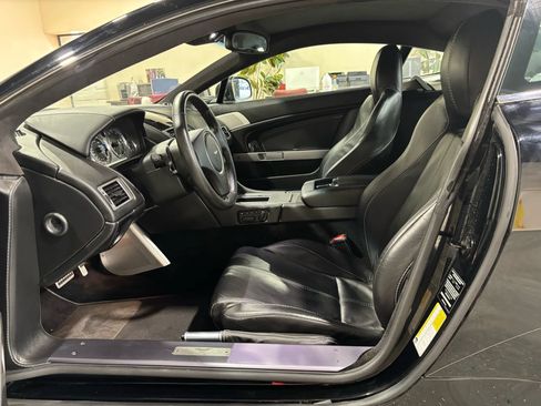 Used 2010 Aston Martin V8 Vantage Coupe RWD image 12