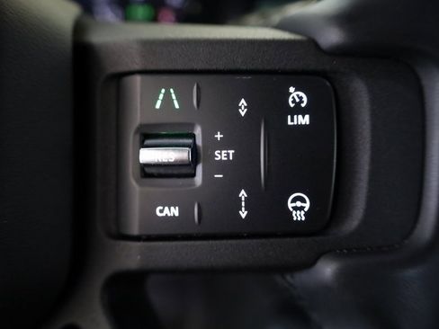 Used 2023 Land Rover Defender 110 75th Limited Edition image 23