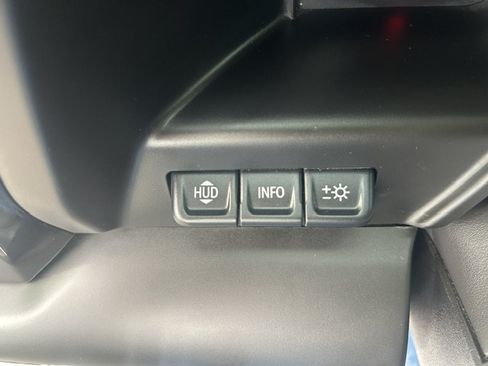 Used 2023 GMC Sierra 1500 AT4 w/ Technology Package AWD/4WD image 31