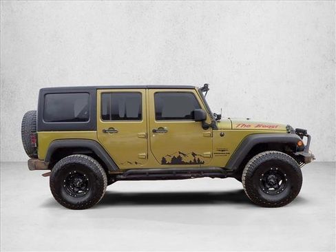 Used 2007 Jeep Wrangler Unlimited Sahara image 5
