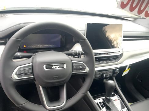 New 2026 Jeep Compass Limited w/ Sun, Sound & Navigation Group image 15