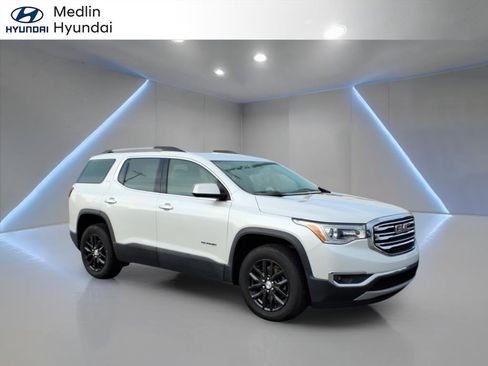 Used 2019 GMC Acadia SLT image 1