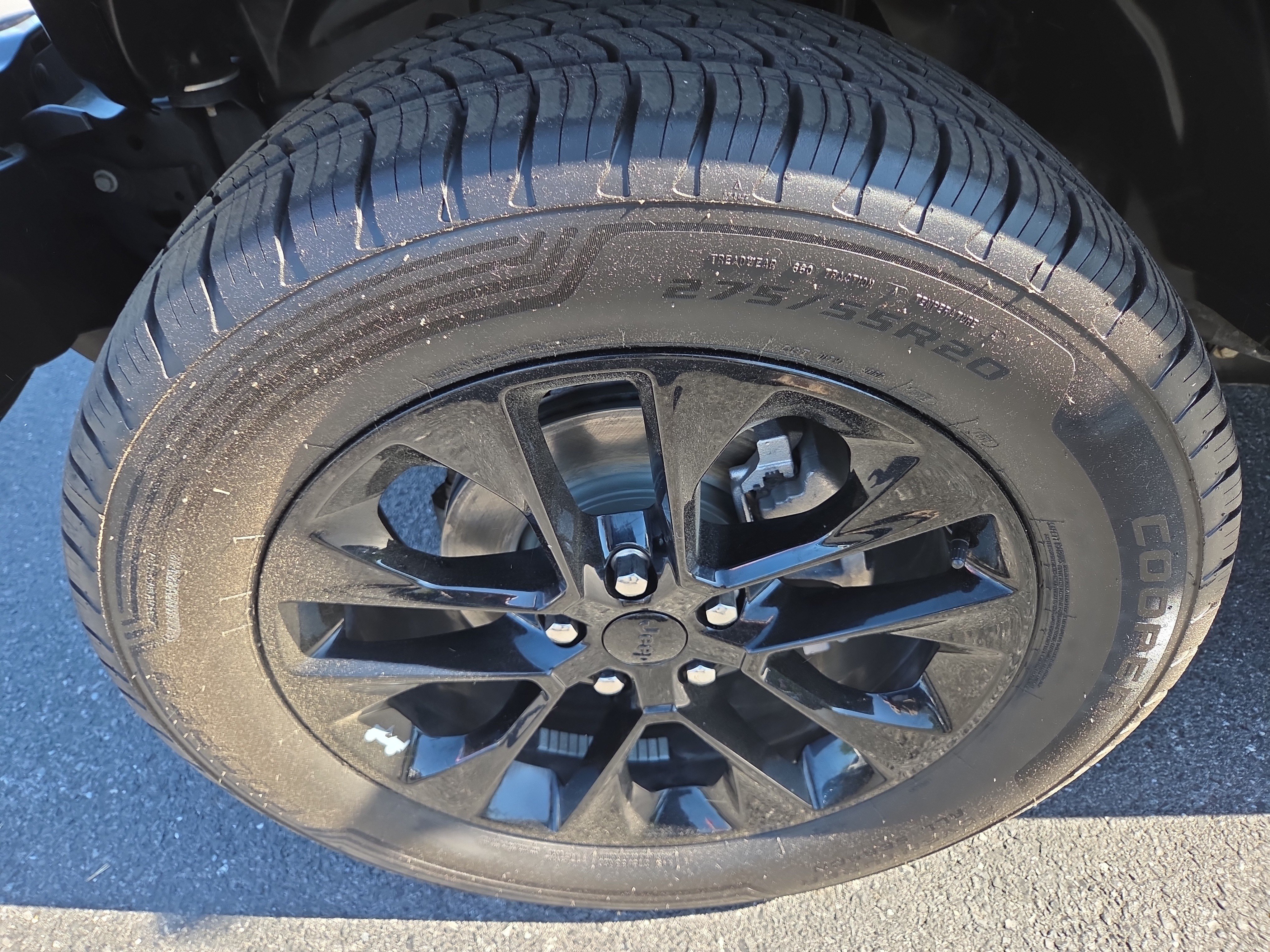 Certified 2021 Jeep Wrangler Unlimited Sahara AWD/4WD image 13