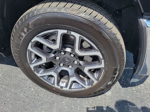 Used 2026 RAM 1500 Laramie AWD/4WD image 44