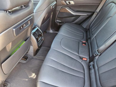 Used 2022 BMW X5 sDrive40i w/ Parking Assistance Package image 31