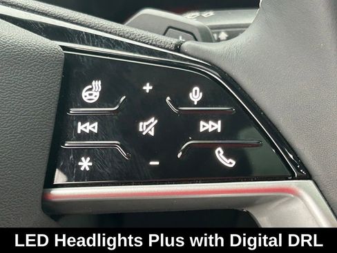 Used 2025 Audi Q5 Premium Plus w/ Premium Plus AWD/4WD image 23