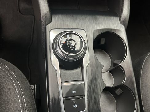 Certified 2025 Ford Escape Active image 21