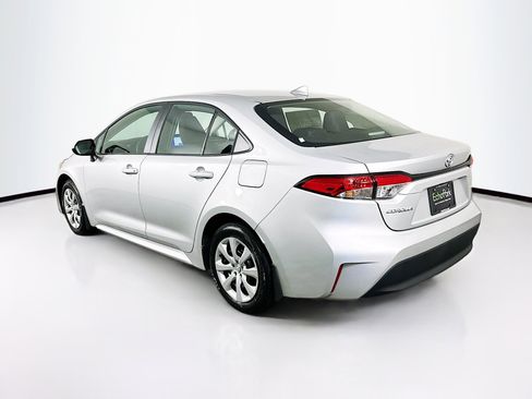 Used 2026 Toyota Corolla LE image 5