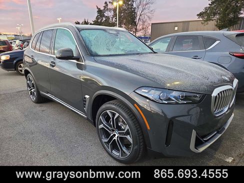 New 2026 BMW X5 xDrive40i image 1