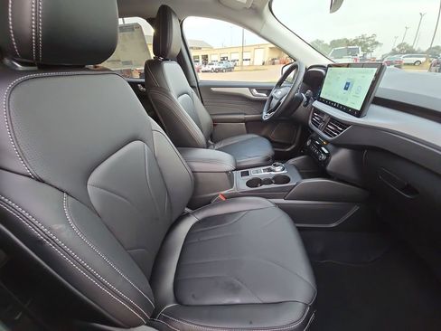New 2026 Ford Escape SE w/ PHEV Premium Package image 17