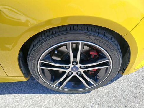 Used 2018 Ford Focus ST FWD image 21