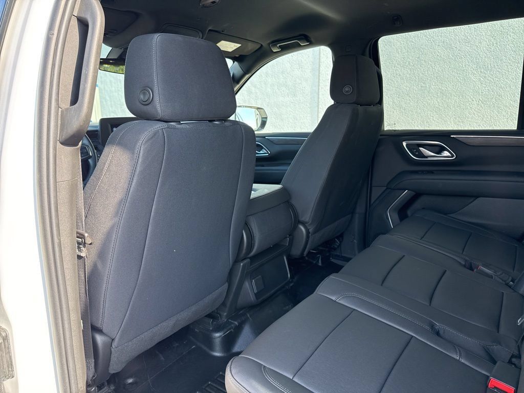 Used 2022 Chevrolet Tahoe 4WD image 26