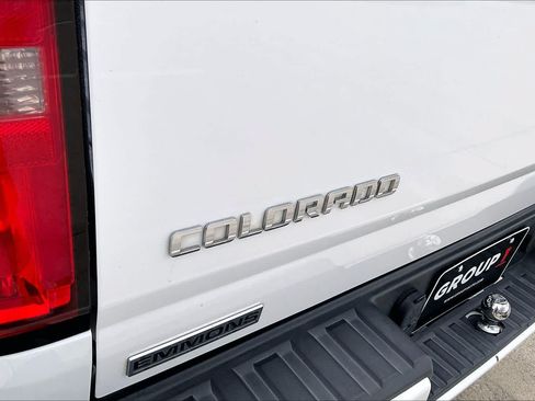 Used 2015 Chevrolet Colorado Z71 AWD/4WD image 27