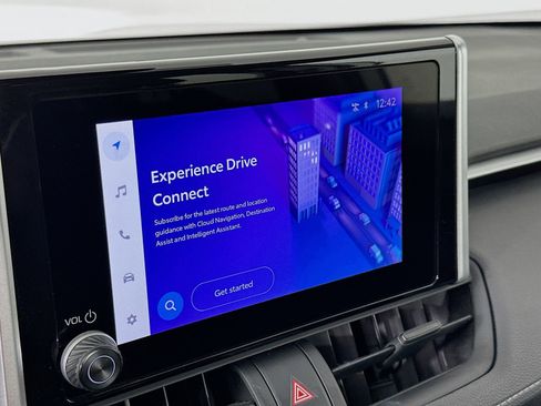 Used 2024 Toyota RAV4 XLE image 13