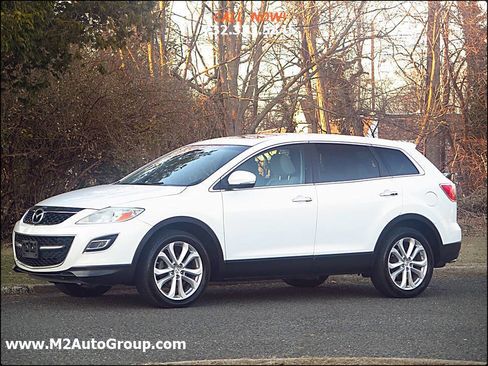 Used 2011 MAZDA CX-9 Grand Touring w/ Moonroof & Bose Audio Pkg image 1