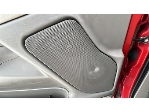 Used 2002 Chevrolet Tahoe LS w/ 3rd Row Seat Pkg image 26