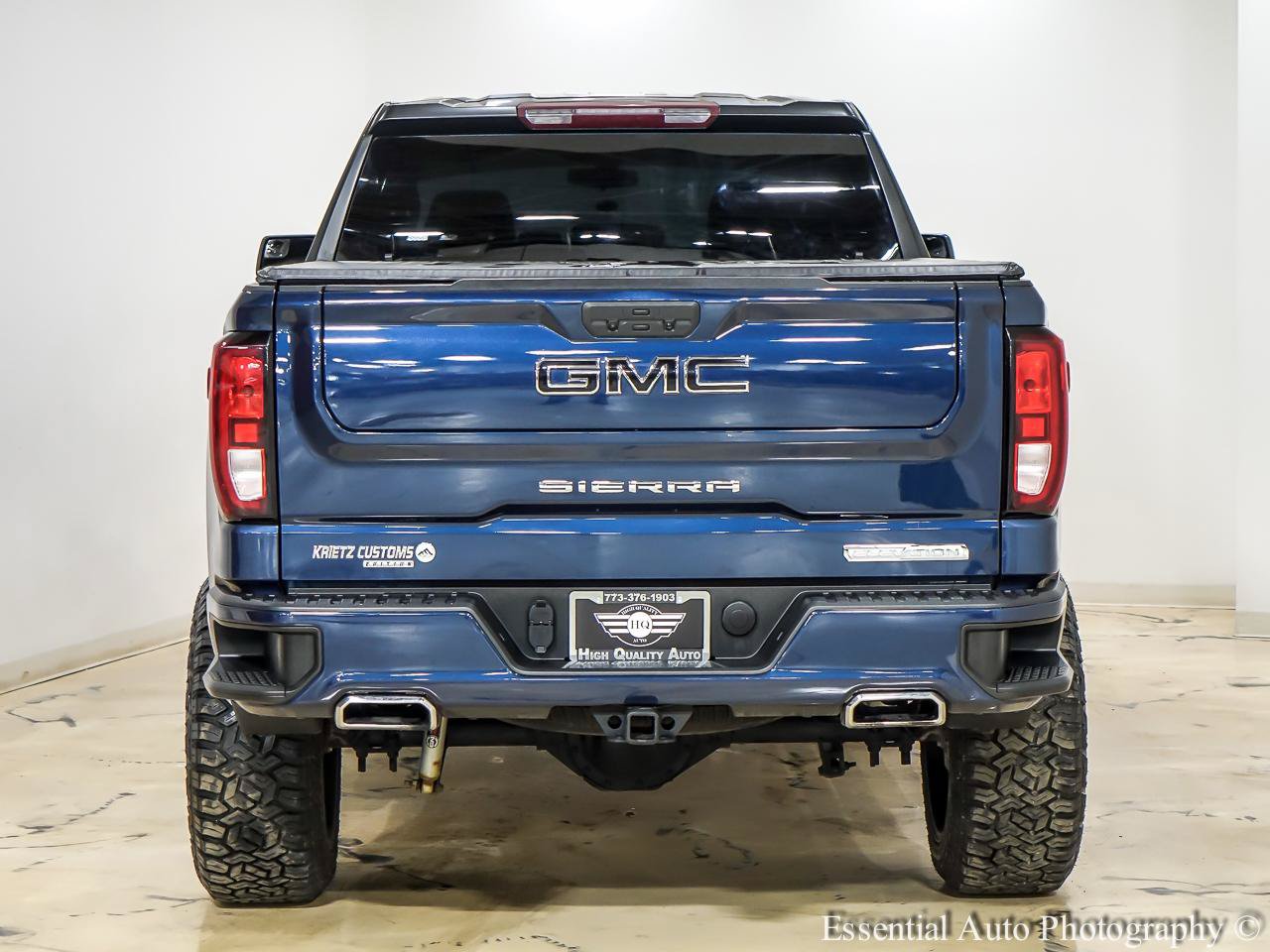 Used 2022 GMC Sierra 1500 Elevation w/ X31 Off-Road Package AWD/4WD image 7