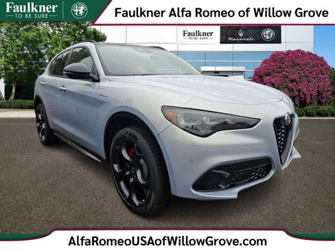 New 2026 Alfa Romeo Stelvio Sprint AWD/4WD image 1