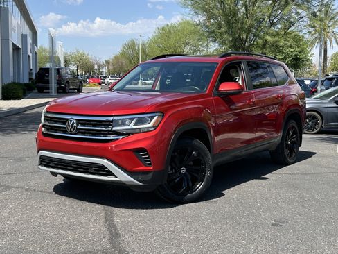 Used 2023 Volkswagen Atlas SE w/ Panoramic Sunroof Package AWD/4WD image 32