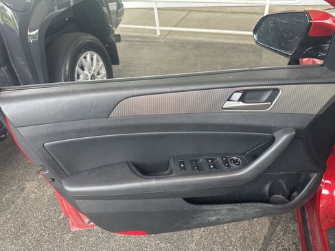 Used 2019 Hyundai Sonata Sport FWD image 10