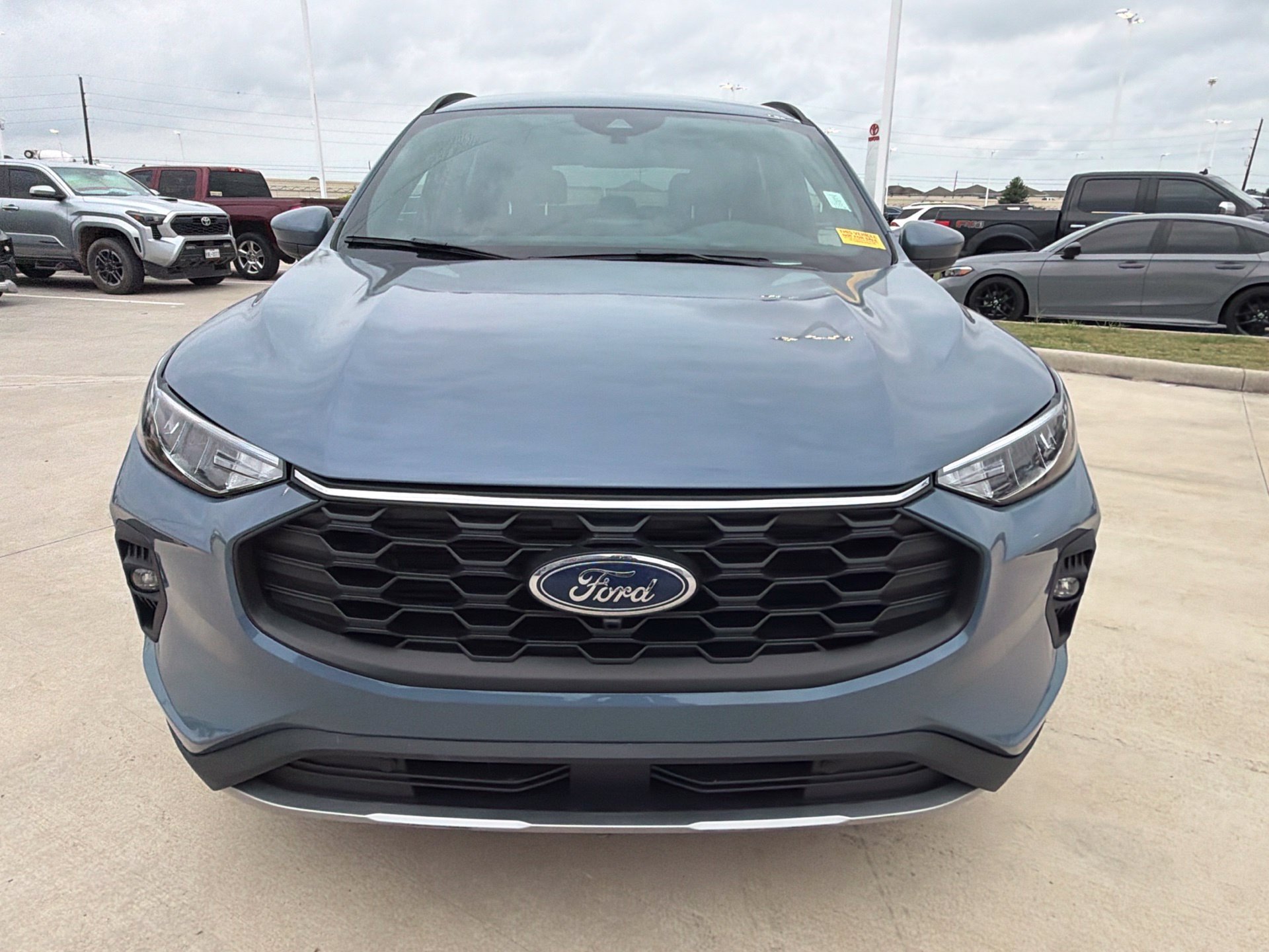 Used 2025 Ford Escape ST-Line Select AWD/4WD image 8