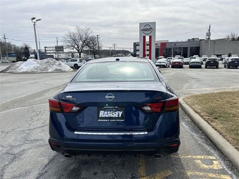 Used 2023 Nissan Altima 2.5 SR image 7
