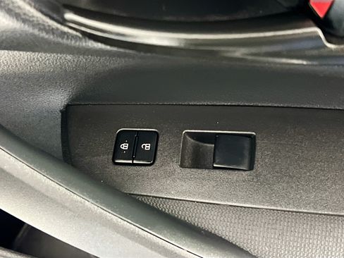 Used 2024 Toyota Corolla LE FWD image 30