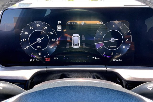 Used 2025 Kia Telluride SX X-Line AWD/4WD image 12