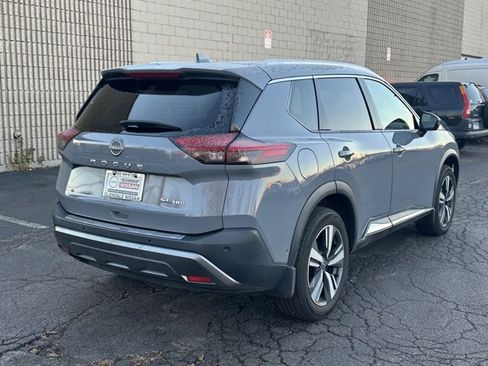 Used 2022 Nissan Rogue SL w/ SL Premium Package image 4