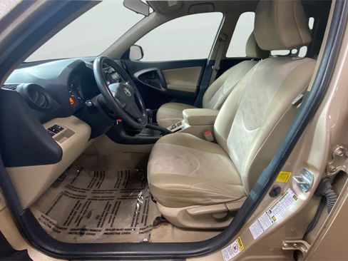 Used 2011 Toyota RAV4 4WD w/ 3rd Row image 30