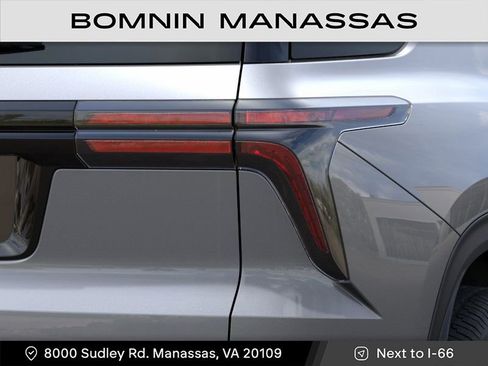 New 2026 Chevrolet Traverse LT image 11