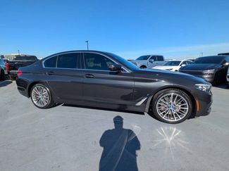 Used 2019 BMW 530e w/ Convenience Package video 1