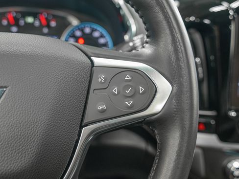 Used 2023 Chevrolet Traverse LT w/ LT Premium Package image 20