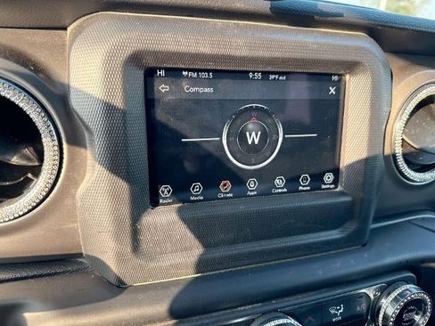 Used 2021 Jeep Wrangler Sport image 14