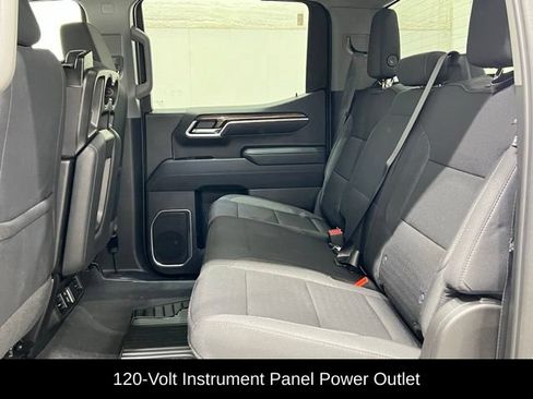 Used 2022 Chevrolet Silverado 1500 LT AWD/4WD image 12