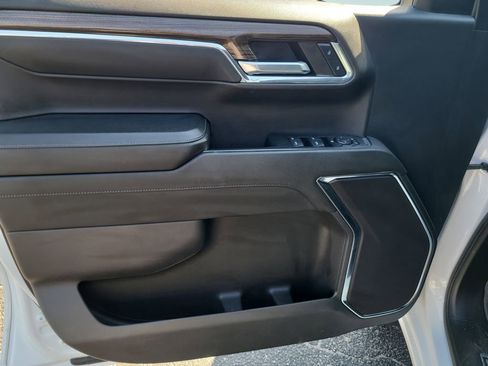 Used 2024 Chevrolet Silverado 1500 LT AWD/4WD image 15