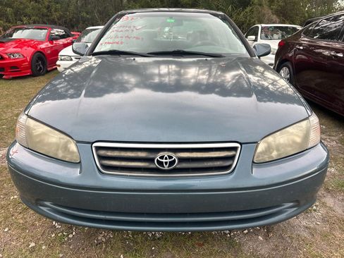 Used 2000 Toyota Camry CE image 2